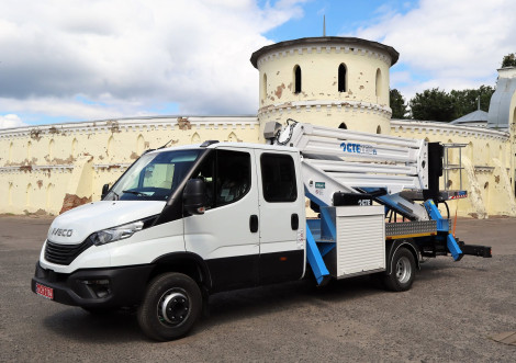 Тростянець отримав сучасну автовишку IVECO для комунальних служб