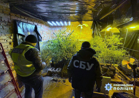 Тростянчанина засудили до 3 років позбавлення волі за незаконний збут наркотиків