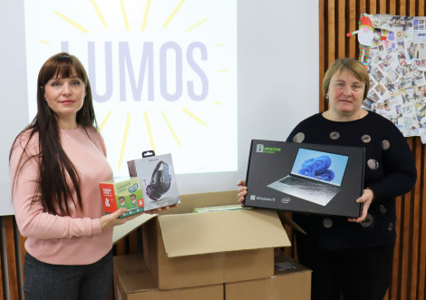 Педагоги Тростянця отримали спеціалізовані набори для роботи з дітьми з особливими освітніми потребами