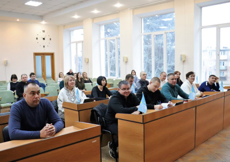 Тростянецька міськрада передала ЗСУ шість генераторів та автомобіль