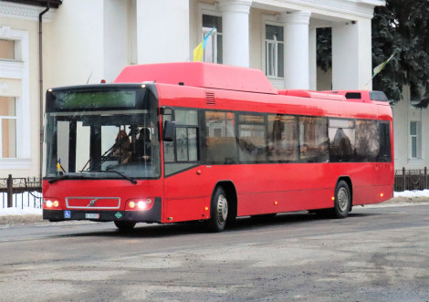 Ще два автобуси зі Швейцарії прямують до Тростянця